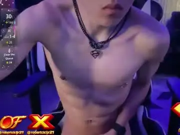 Chaturbate Nude Webcam of robertcicijr21