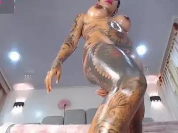 Chaturbate Live Sex Cam of juliane_swee1