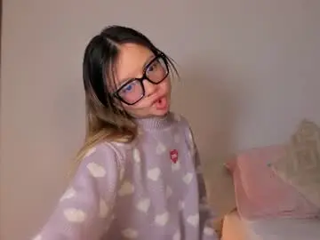 Chaturbate Free Porn Cam of ali_elly