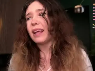 Chaturbate Watch Live Sex Cams of shiny_bell