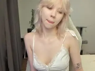 Chaturbate Free Live Porn of vivy_