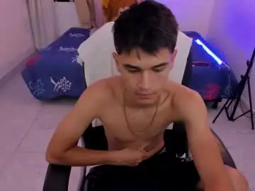 Chaturbate Adult Webcams of aron_boyy