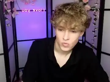 Chaturbate Adult Webcam of curly_twinkboy