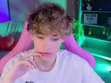 Chaturbate Sex Chat of curly_twinkboy