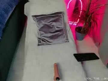 Chaturbate Adult Webcam of smurfette77