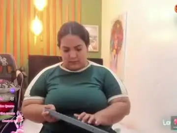 Chaturbate Best live sex cam show of andreabigboobs_