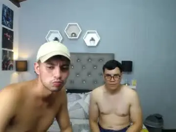 Chaturbate Adult Webcams of andy_estevez