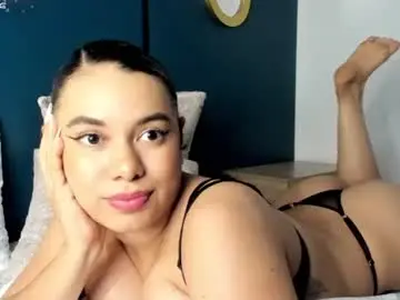 Chaturbate Adult Video Chat of angie_leonn