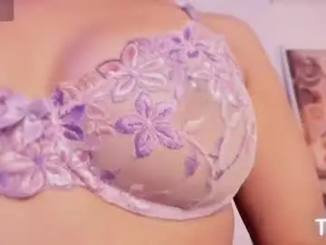 Chaturbate Nude Webcam of frrancesca_
