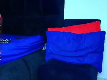 Chaturbate Live Sex Cam of roy_barney