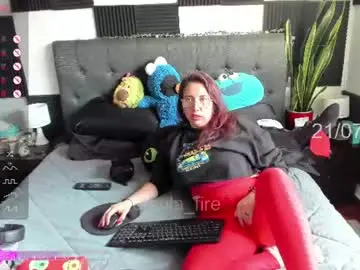 Chaturbate Adult Video Chat of ursula_fire