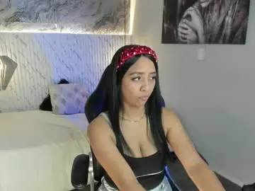 Chaturbate Watch Live Sex Cams of esmeralda__18