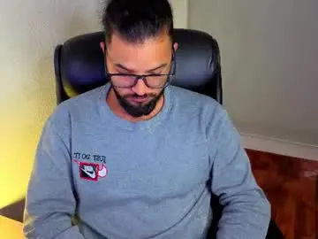 Chaturbate Watch Live Sex Cams of ernesto_rodriguez_82