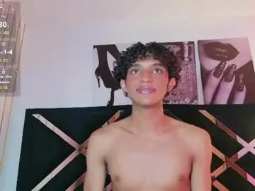 Chaturbate Free Porn Cam of aiiron_m