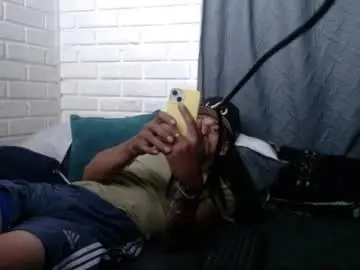 Chaturbate Watch Live Sex Cams of davils12
