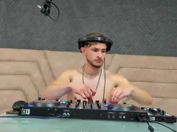 Chaturbate Nude Webcam of axel_porn_