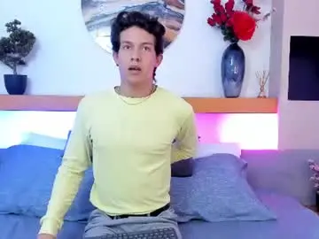 Chaturbate Live Sex Cam of levinfox