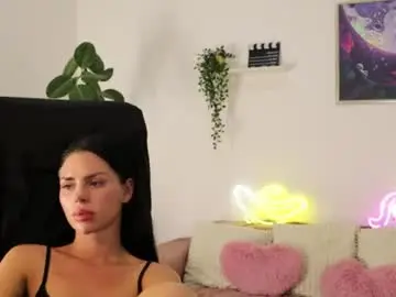 Chaturbate Live Sex Cam of tatianaxoxo1