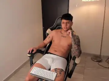 Chaturbate Live Sex Cam of jake_pons