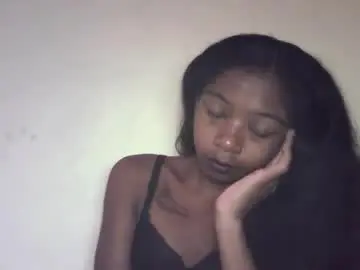 Chaturbate Live Sex Cam of michou_69