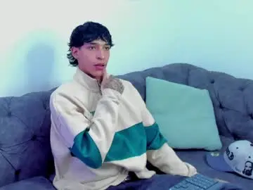 Chaturbate Adult Video Chat of kroywave