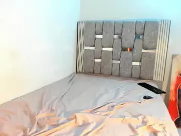 Chaturbate Best live sex cam show of lucianavalmont