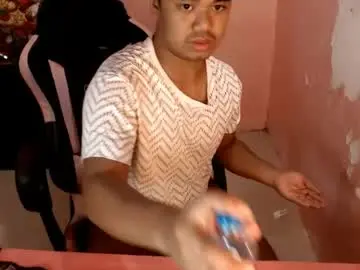 Chaturbate Live Sex Cam of mealopezcumz69