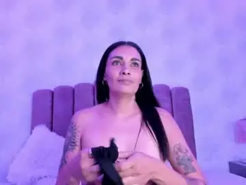 Chaturbate Live Sex Cam of skarlett_kiss
