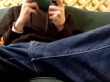 Chaturbate Live Sex Cam of biggestboiiii