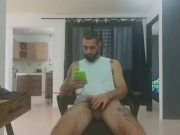 Chaturbate Free Porn Cam of matheusbeard2