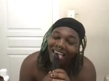 Chaturbate Live Sex Cam of ccloudyraine