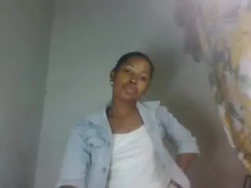 Chaturbate Live Sex of anichamarie0