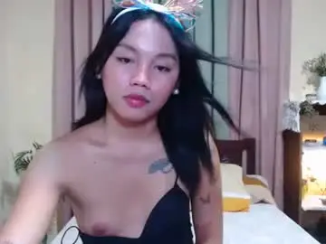 Chaturbate Live Sex Cam of pinaymorena_stephanie