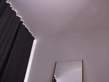 Chaturbate Sex Cam of yourlittlesunrise_
