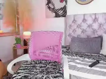 Chaturbate Watch Live Sex Cams of darsha_hara