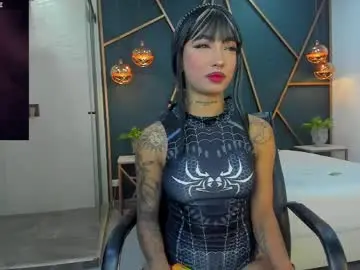 Chaturbate Live Sex Cam of salem_rose