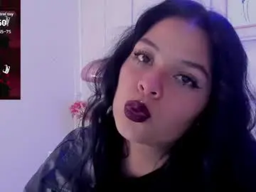 Chaturbate Free Porn Cam of kikii_1