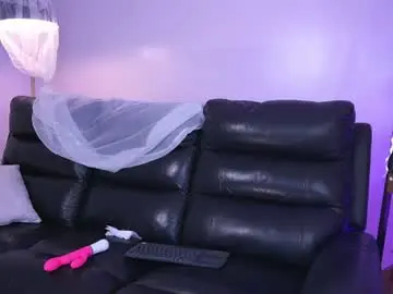 Chaturbate Free Porn Cam of lia_mackenzie