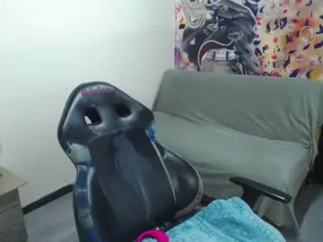 Chaturbate Best live sex cam show of lucia_evans21