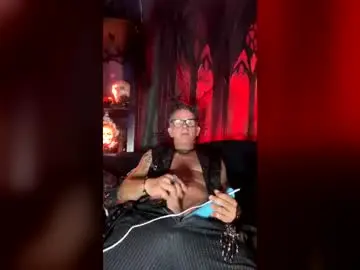 Chaturbate Free Live Porn of trent_pounder