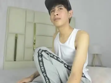 Chaturbate Best live sex cam show of julian_xp