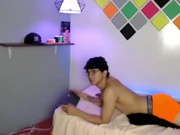 Chaturbate Live Sex of axel_rose20