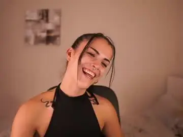 Chaturbate Watch Live Sex Cams of pauline_2005