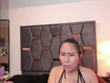 Chaturbate Live Sex of keyla_brunette_