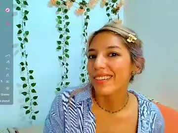 Chaturbate Live Sex of petite_blossom4