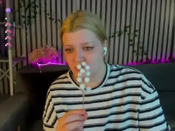 Chaturbate Sex Cam of polly__mayer