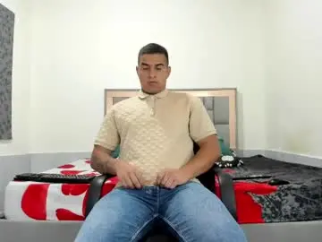 Chaturbate Sex Cam of simonkeler