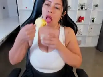 Chaturbate Live Sex of natural_bigboobs
