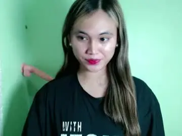 Chaturbate Free Porn Cam of ursweet_athisa18