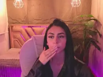 Chaturbate Adult Webcam of _coraliinee_